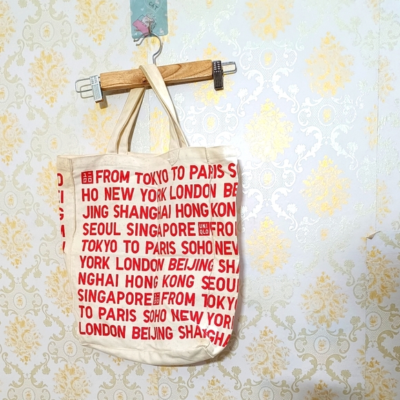 Uniqlo Handbags - Uniqlo